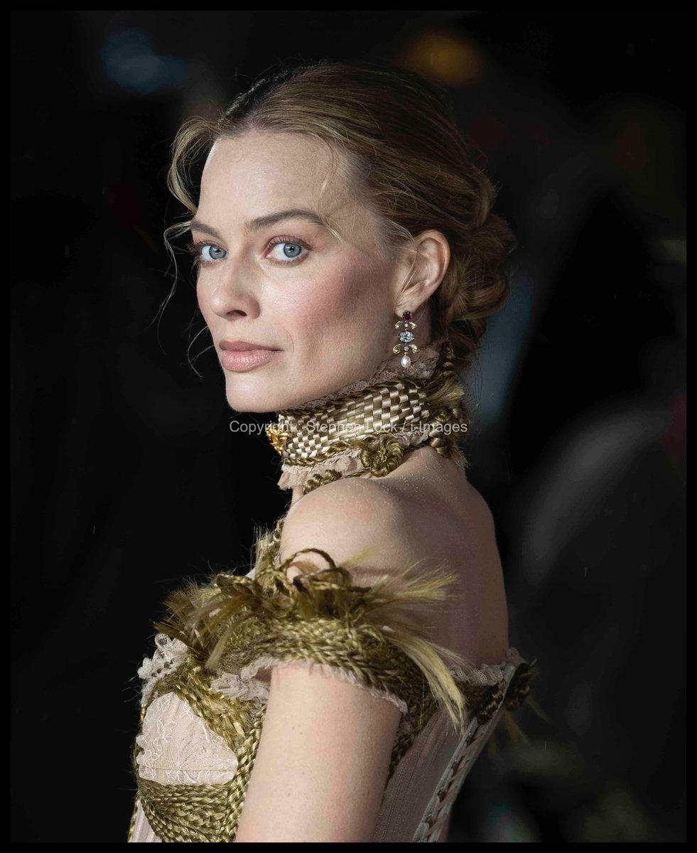 i-Images Picture Agency tweet media