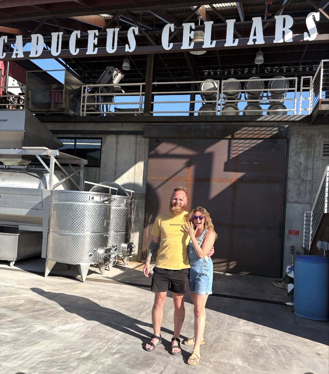 caduceuscellars's tweet photo. If you’re planning to propose during your private tasting experience at the Ventura Room, make sure to give us a heads up. We’ll make sure this moment is memorable for you and your beloved. Now accepting reservations for Valentine’s Day weekend: https://t.co/BP8Zu36frc https://t.co/pfKUVId8Ur