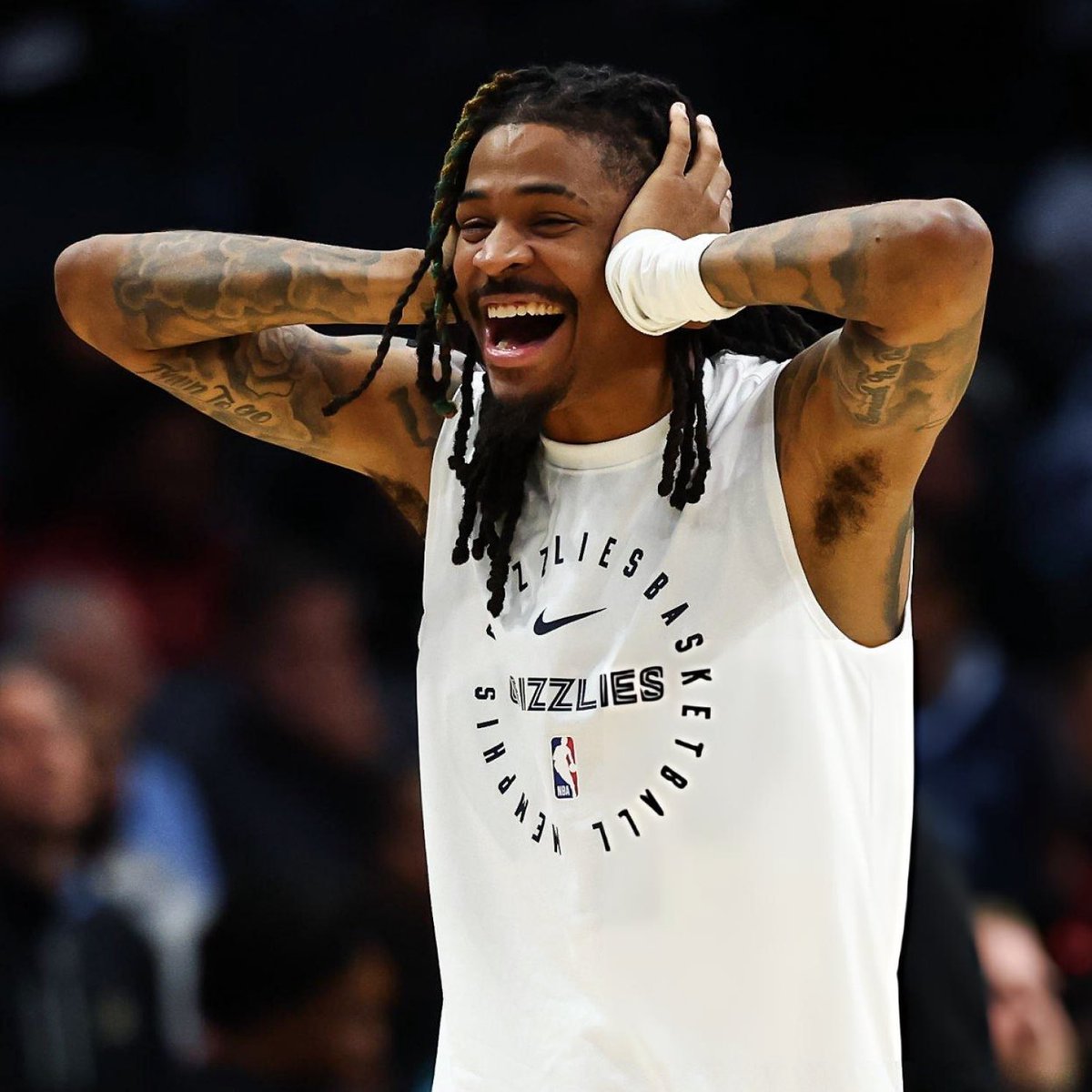 BREAKING : The Grizzlies DID NOT trade Ja Morant and he will remain in Memphis post-deadline.

12 IS STILL A GRIZZLY. Ⓜ️🐻