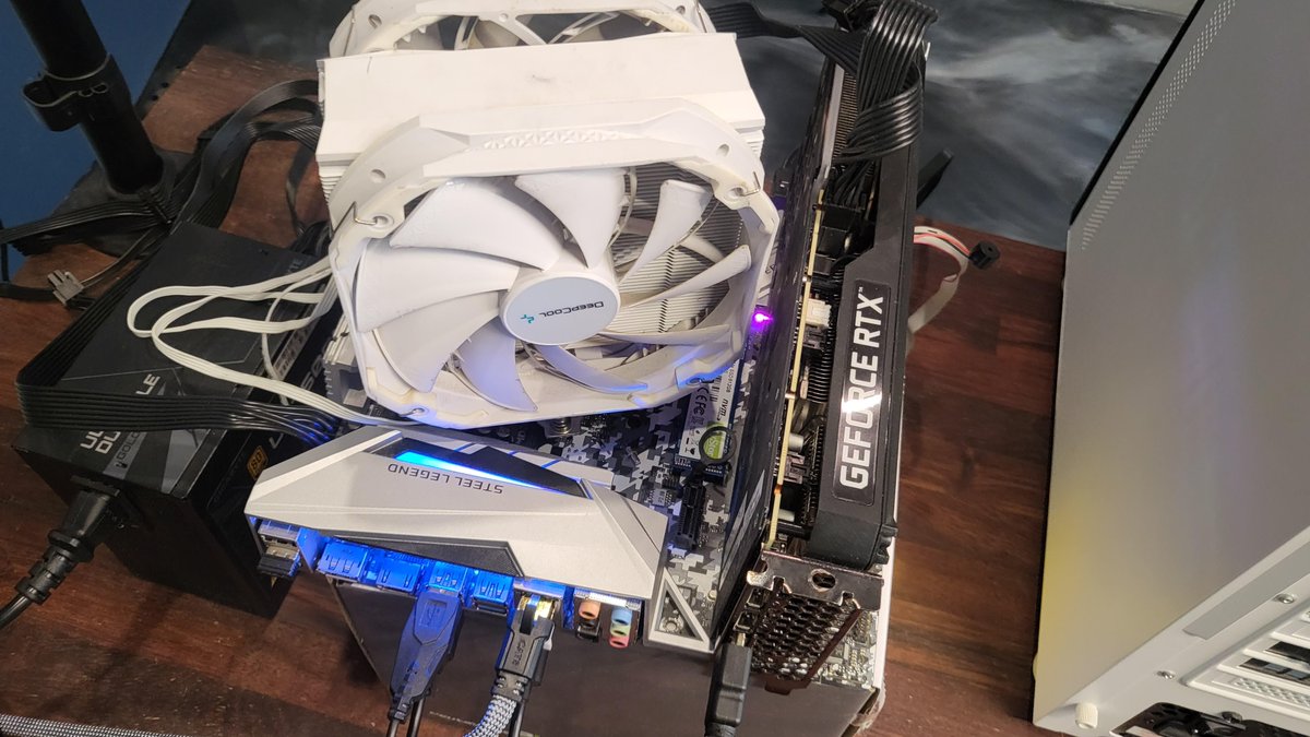 고객님 게임용PC SSD 업그레이드! 🚀 NVMe로 속도 엄청 빨라졌죠? 쾌적한 환경은 기본이네요! 평택 컴빌런은 PC부터 인터넷/TV까지 토탈 케어해드려요!

#컴빌런 #게이밍컴퓨터 #평택컴퓨터 #SSD업그레이드 #NVMe #PC업그레이드