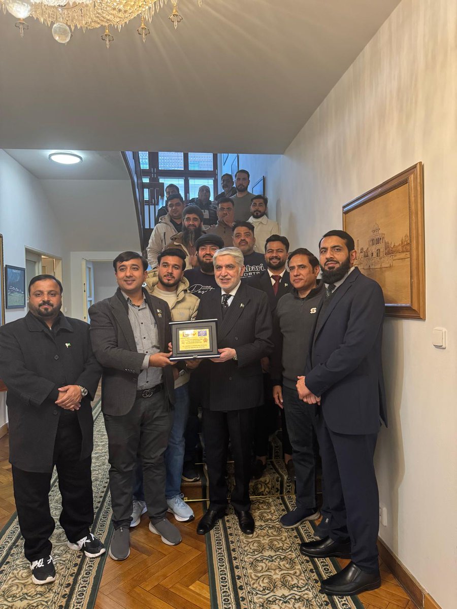 Pakistan Embassy Czech Republic tweet media