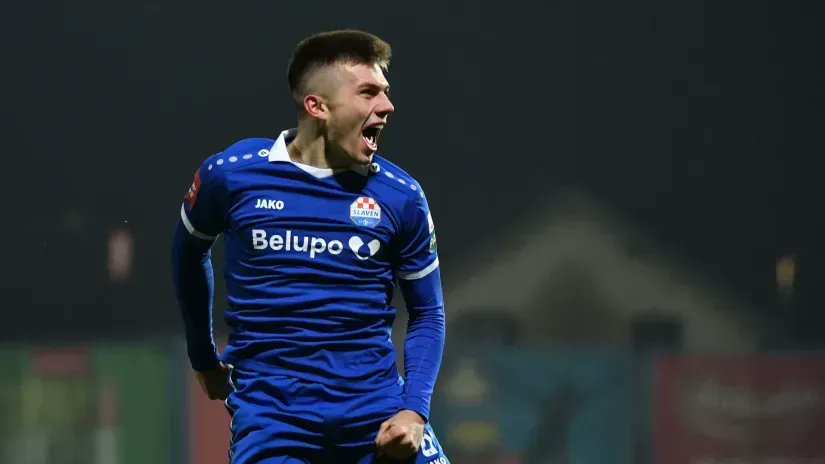 Ižak Ante Sučić tweet media