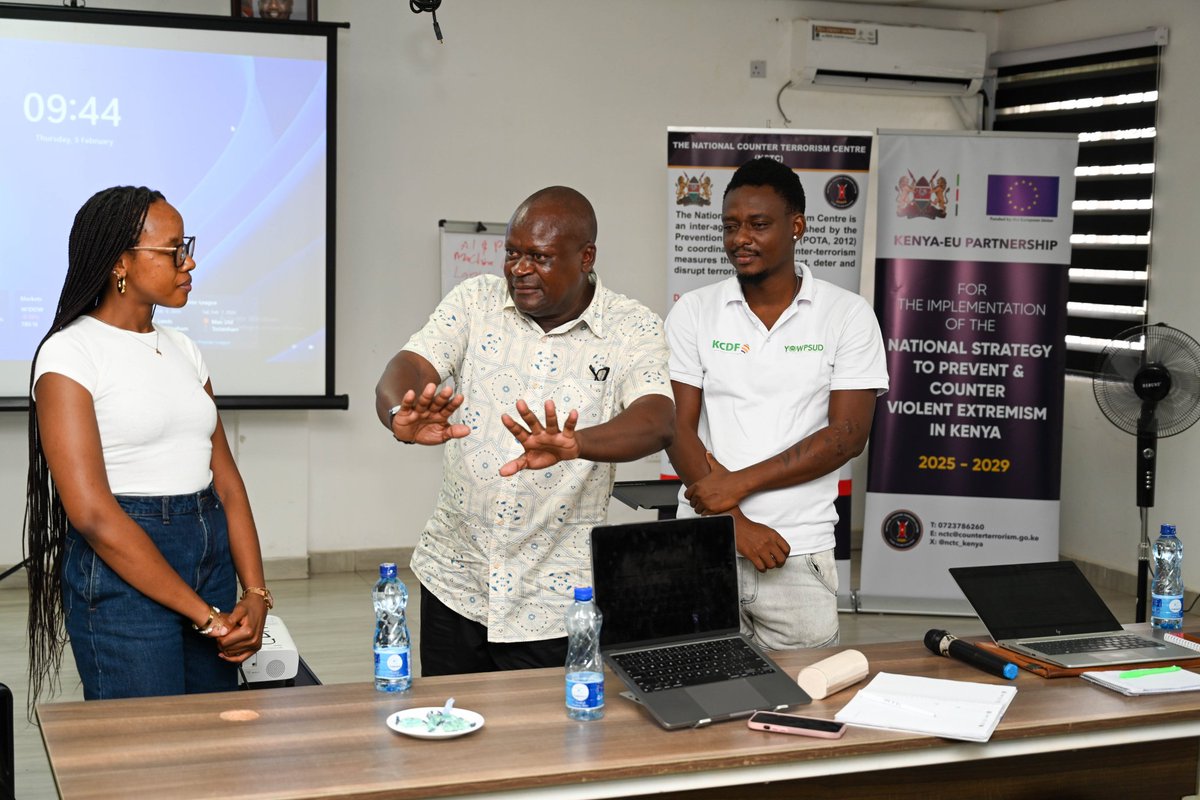 YOWPSUD_'s tweet image. YOWPSUD was honored to participate in @NCTC_Kenya 3-day Regional Communication Strategic Workshop on PCVE alongside media practitioners, journalists, CSOs, and county &amp;amp; national government stakeholders.

Through rich dialogue and collaboration, we developed practical activities…