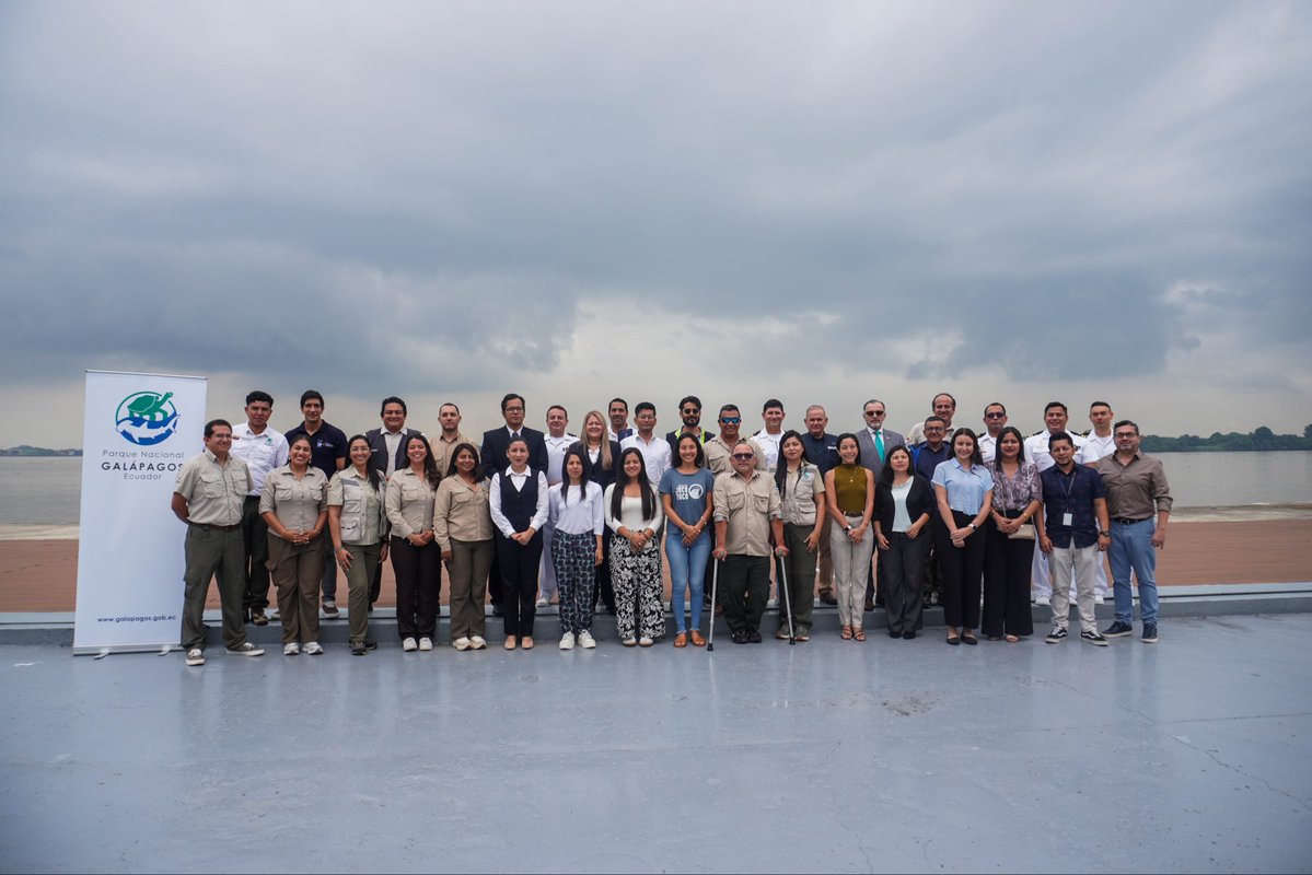 🌊🇪🇨 La DPNG impulsó el taller interinstitucional para activar las Mesas Técnicas de la Reserva Marina Hermandad (#RMH), realizado del 4 al 5 de febrero en Guayaquil.

Este espacio fortalece la implementación del Plan de Manejo, una prioridad para el Ecuador.

✅ Coordinación
✅