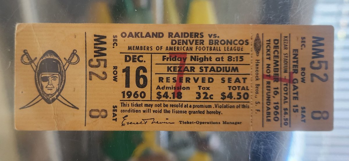 ColiseumKingz's tweet photo. Heading into Superbowl Weekend, I figured I'd share my 1960 @Raiders inaugural season full ticket where they beat the @Broncos 48-10 in the second game ever between the two franchises #throwbackthursday #AFL https://t.co/LpPC92IcoS