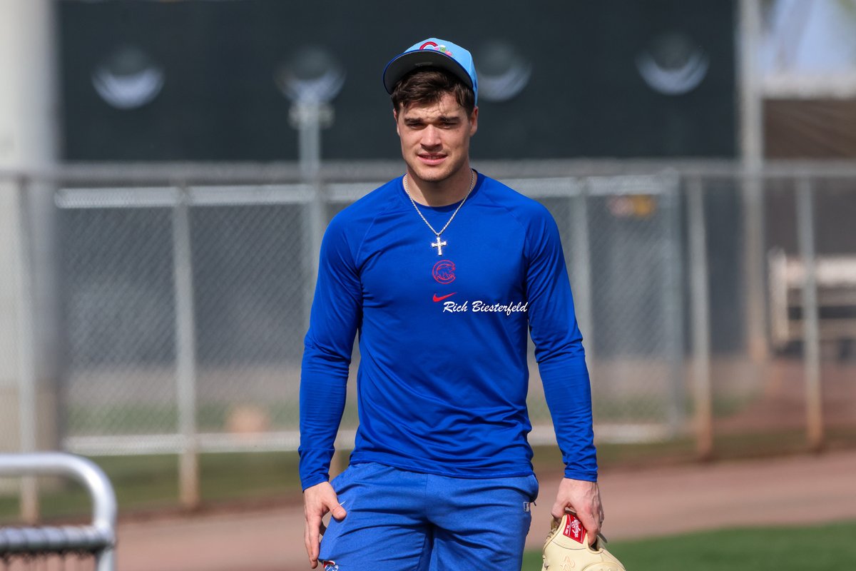 biest22's tweet image. Matt Shaw got in some work at 2nd and 3rd base on Monday. #Cubs #ST2026