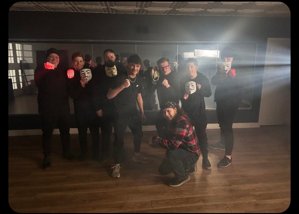 BlandinJarrett's tweet photo. Episode 2 of Project Zorgo just dropped on Rickey Rovito's YouTube channel! 🎬 Check it out... Mr. E is back? Everyone take cover ⚠️
#projectzorgo #ohio #actor #ohioactor #youtube #JarrettBlandin #actorslife🎬 #allnewepisode #youtubeseries
https://t.co/qcSnEwlv60 https://t.co/jEWarVYjry