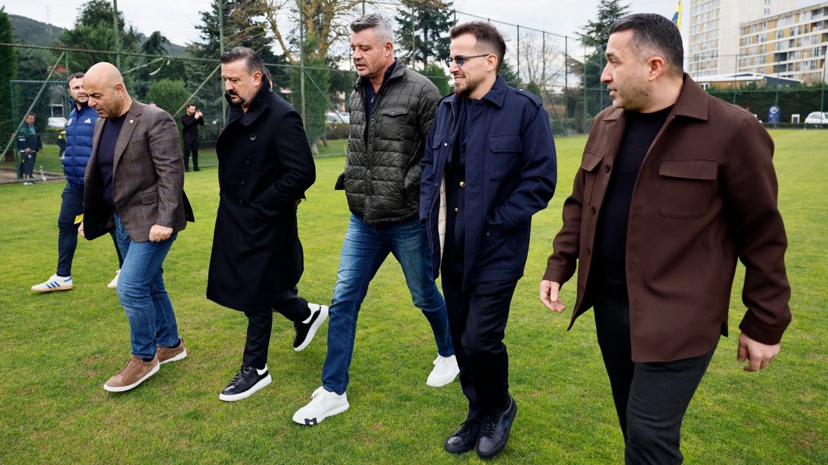 Yalvartmayın amk #BahaneYokFenereForvet