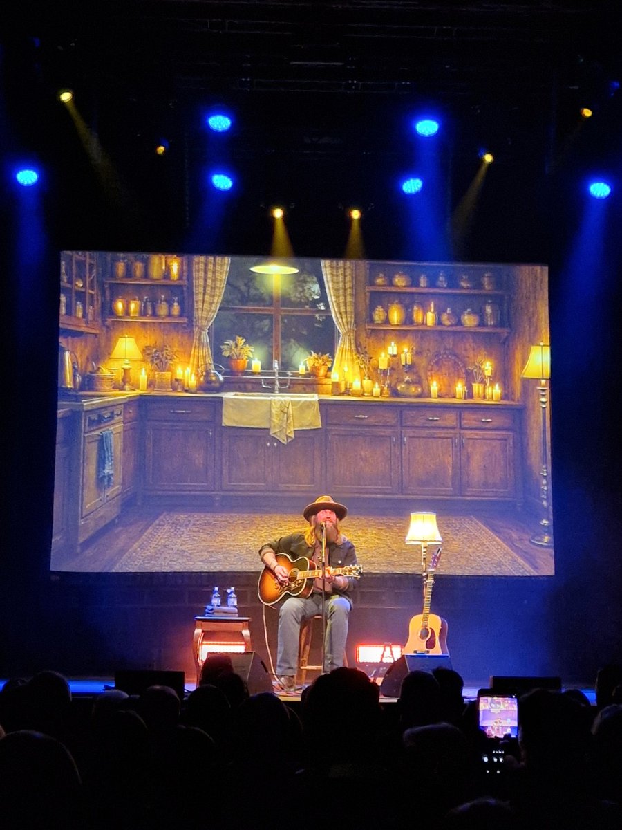 Chris Kläfford. Jävlar vilken pipa den mannen har🤯👏