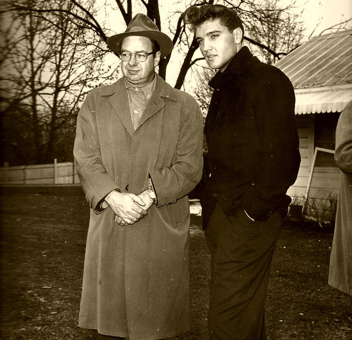 elvis with robert johnson {memphis press} ~ before press conference