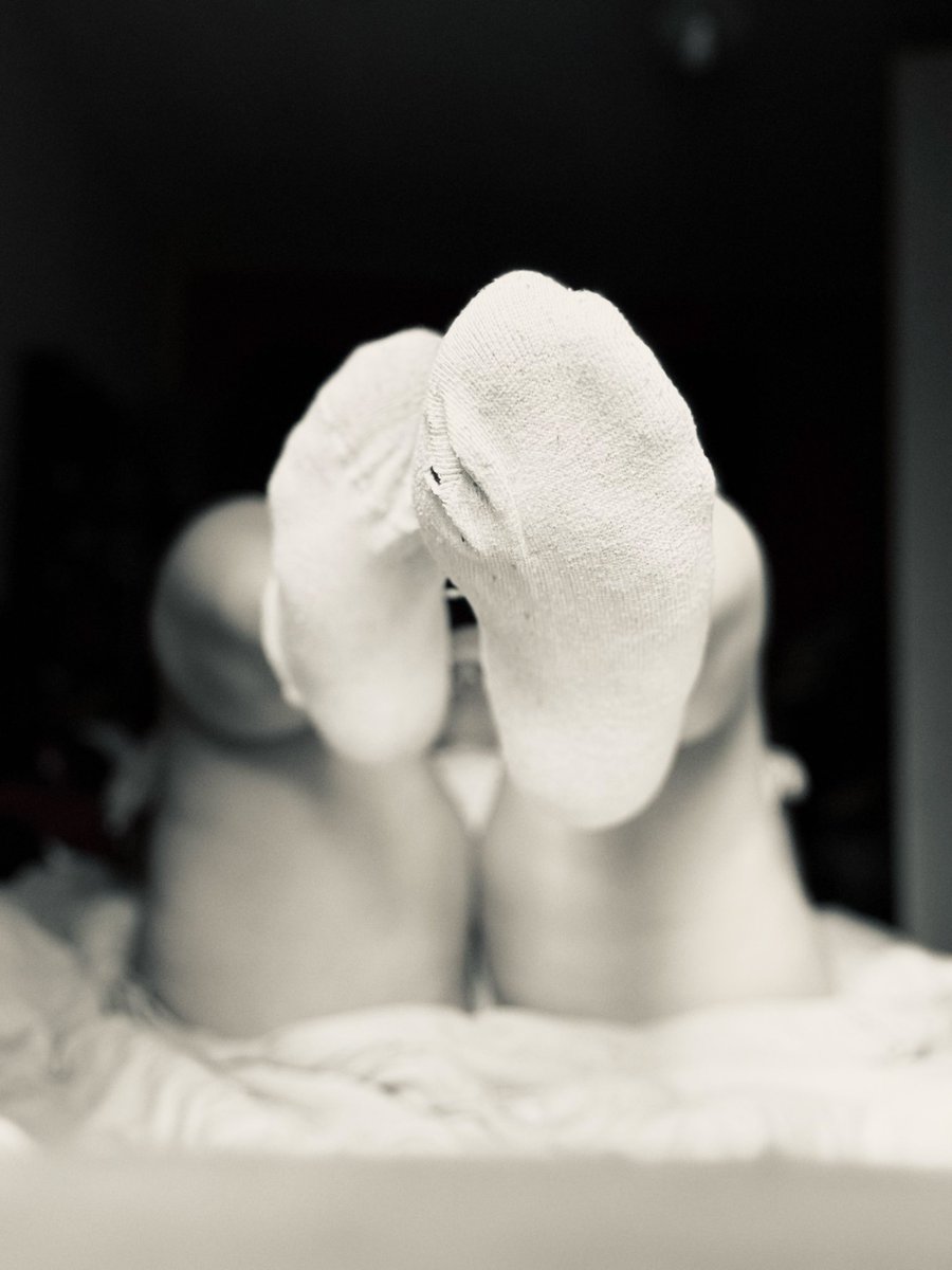 blondfeet_'s tweet photo. #feetsexy 
#feetfetısh 
#feefinder
#feetworshi̇p 
#feet
#feetfemale 
#socs
#salto 

https://t.co/hNcxuxxwVM https://t.co/ejsV9Lu1qi