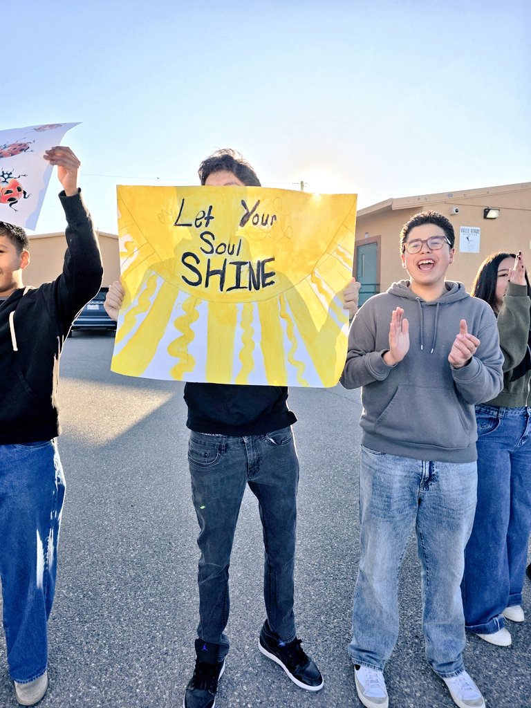 Claudia Canava-Flores tweet media