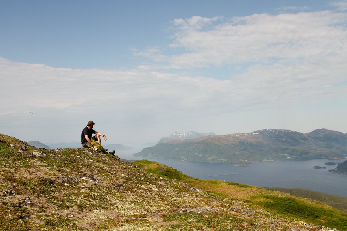 holdwclub's tweet photo. HoldW social club conquering one of Norways finest trails, #fjordruta https://t.co/wad47zS49I