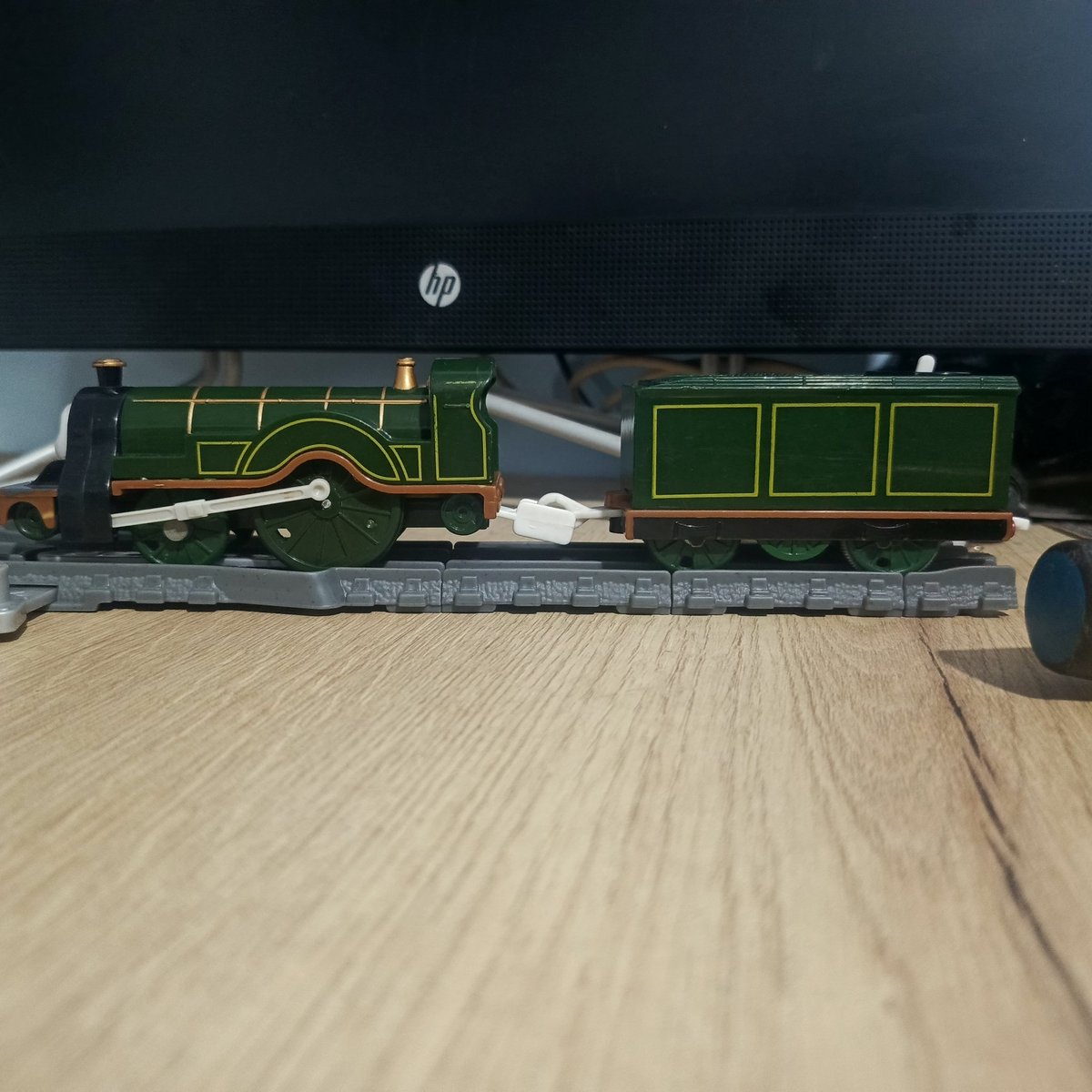 Karma4533's tweet image. Pero miren quién llegó a mi colección.
¡Emily! 
Me alegra tener al fin tener una mercancía de Thomas and Friends 
#ThomasandFriends #Emily #Trackmaster