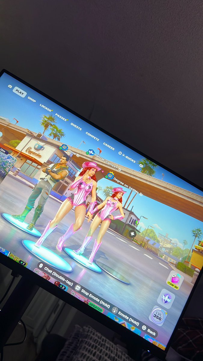 𝒞𝒶𝓂𝓎ⱽᵀ tweet media