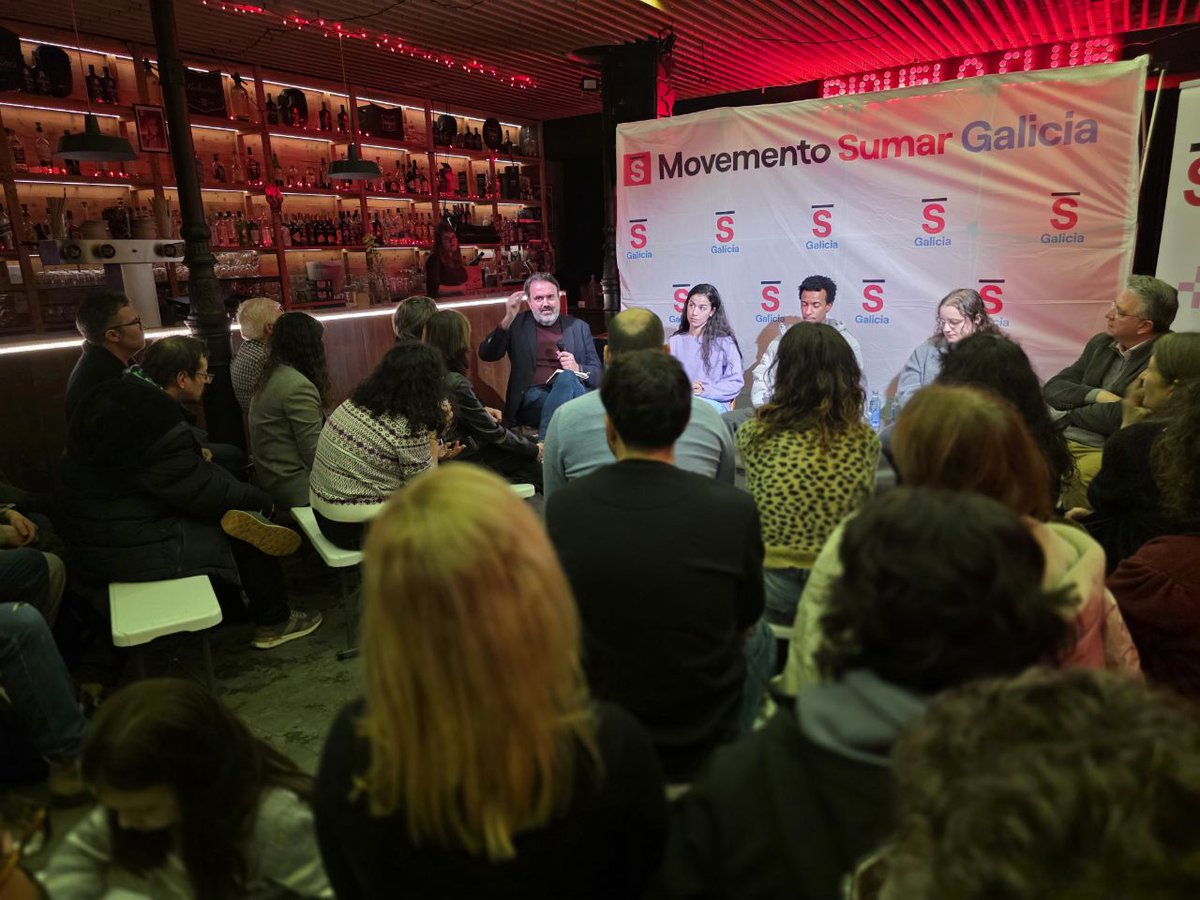 rubeperezc's tweet photo. Cuando el odio se normaliza, la democracia retrocede. Y quien más lo sufren es la infancia y la juventud.

Hoy, en Compostela con @sumargalicia, debatiendo de discursos de odio y la urgencia de regular unos entornos digitales que hoy operan sin límites. https://t.co/8VkZdVQuSt