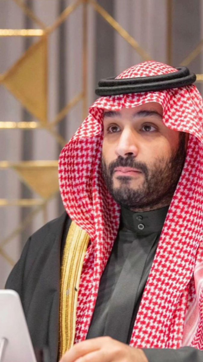 لا تناطح لك جبل جعل ربي يصلحك . جبل طويق 💞