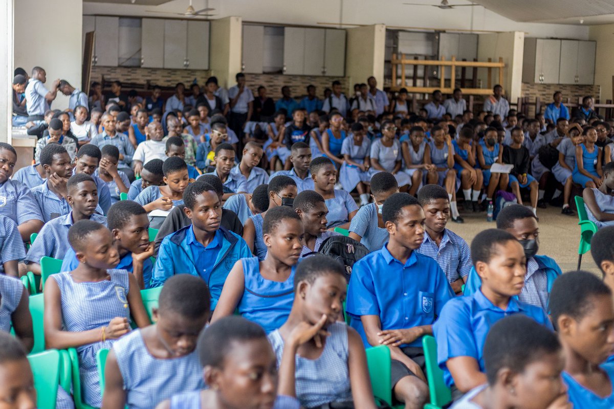 DPC_Ghana's tweet photo. As part of the Data Protection Week celebration, the Commission visited Kinbu Senior High School in Accra to educate students on their rights as data subjects and the mandate of the Data Protection Commission. 

#DataProtectionWeek #YourDataYourIdentity
#PrivacyMatters https://t.co/wqqFivBC2T