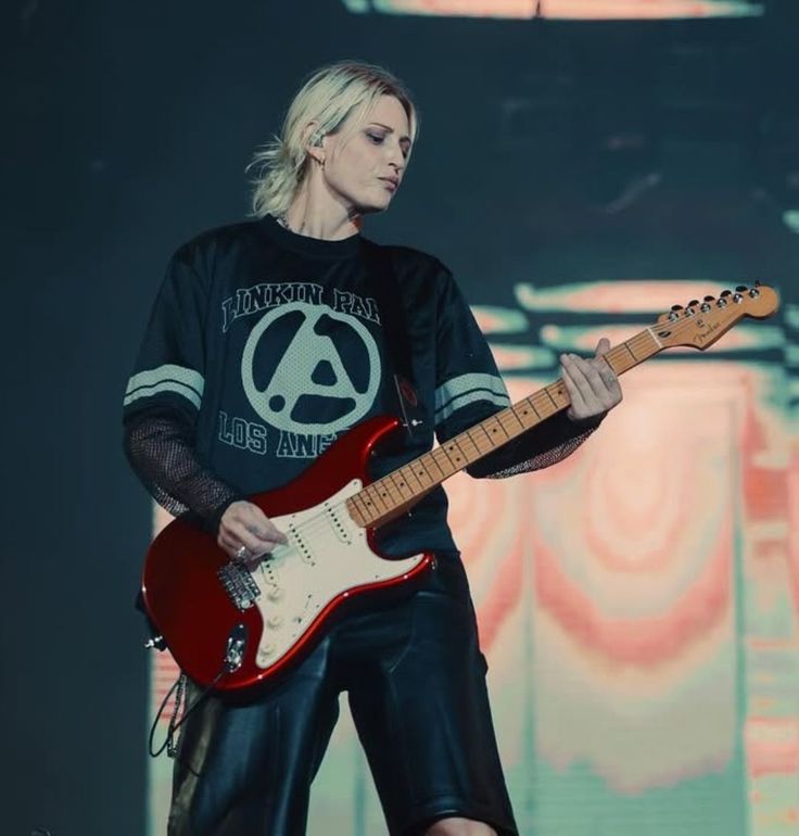 LP_Ani_'s tweet photo. Emily Armstrong ♡ https://t.co/2kW4lORJZW
