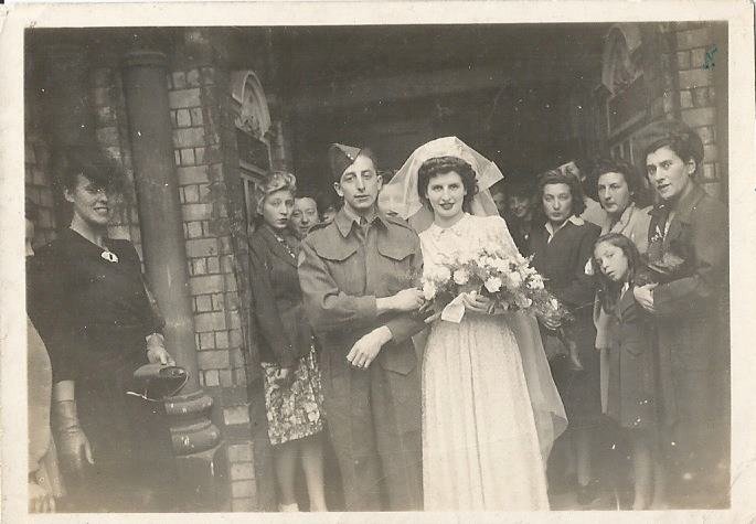 Rabbi Mordechai Lightstone tweet media