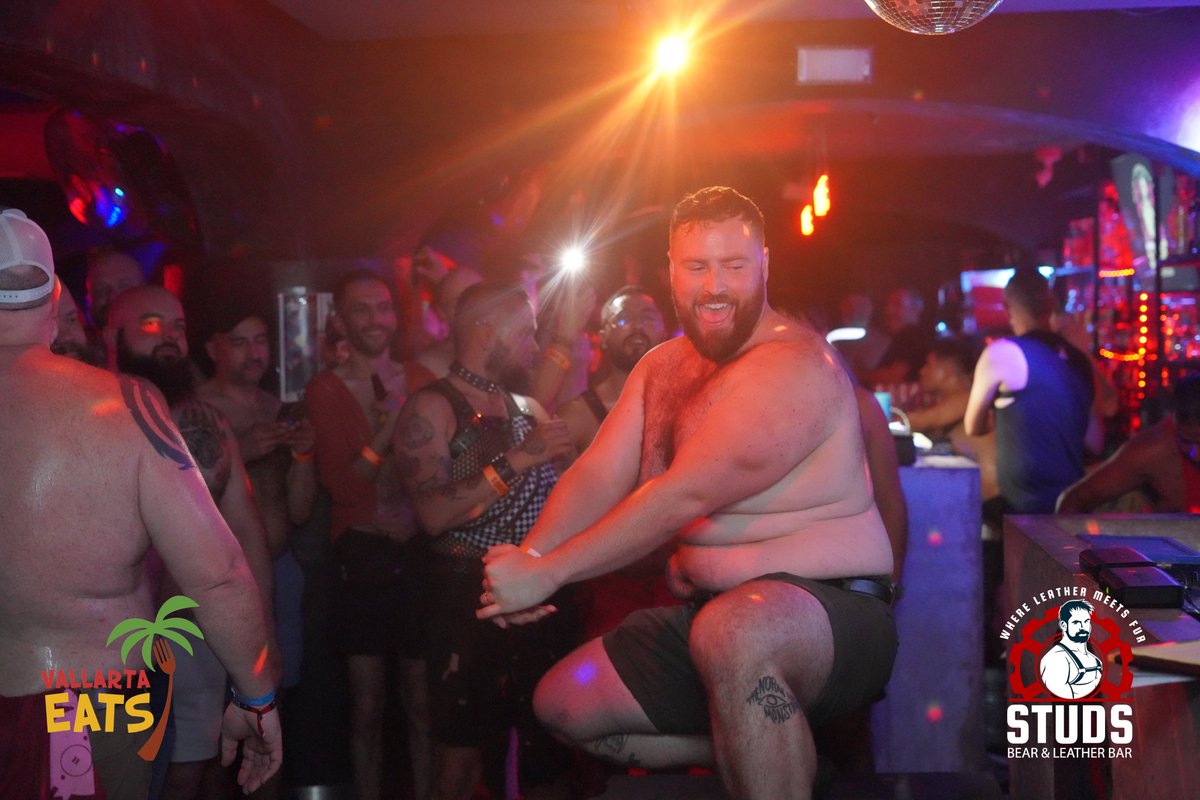 STUDSBEARBAR's tweet photo. Bear Bash ’26 said: show it, own it, celebrate it 😏
Best Belly had the room on fire.
#BestBelly #BearBash #BearWeek #PuertoVallarta https://t.co/sZkMOncgeN