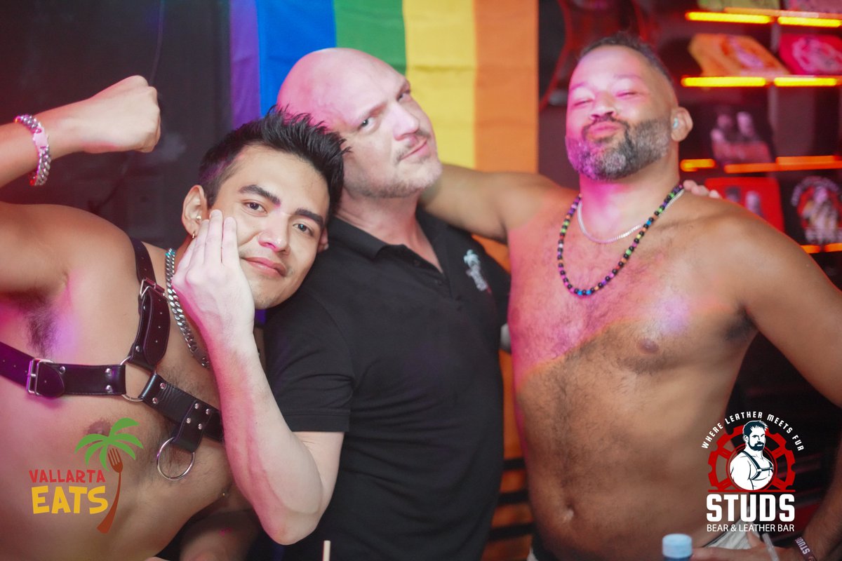 STUDSBEARBAR's tweet photo. Pure Bear Bash energy: proud bellies, bold moves, no apologies 🍺🐻
#BestBelly #BearBash #BearWeek #PuertoVallarta https://t.co/RWWQ5Qoaeb