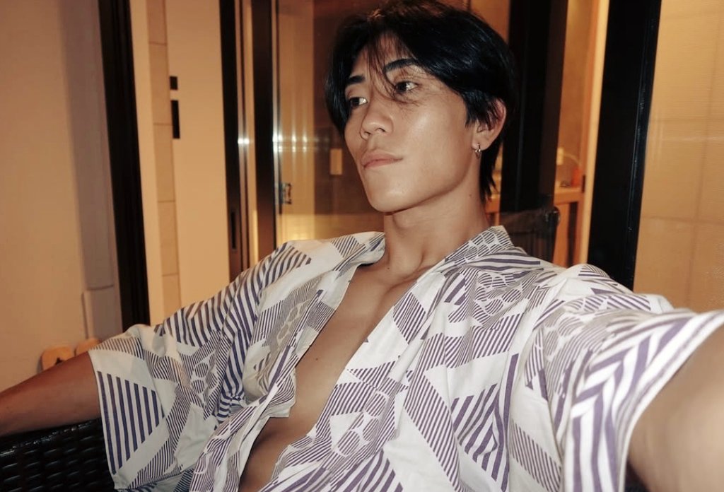 ᅠᅠᅠ ᅠᅠᅠᅠᅠᅠᅠ ᅠᅠᅠᅠᅠᅠᅠ ᅠᅠᅠᅠ♧  friend request  

name: Taisei Jun
age: *beep* 
zodiac sign: Leo
nickname: Ju, Juju
height: 1,80
sexuality: bi 
fav season: summer
(+): I'll make u laugh 

ᅠᅠᅠ ᅠ♡          for            dm
ㅤㅤㅤㅤㅤㅤㅤㅤㅤㅤ