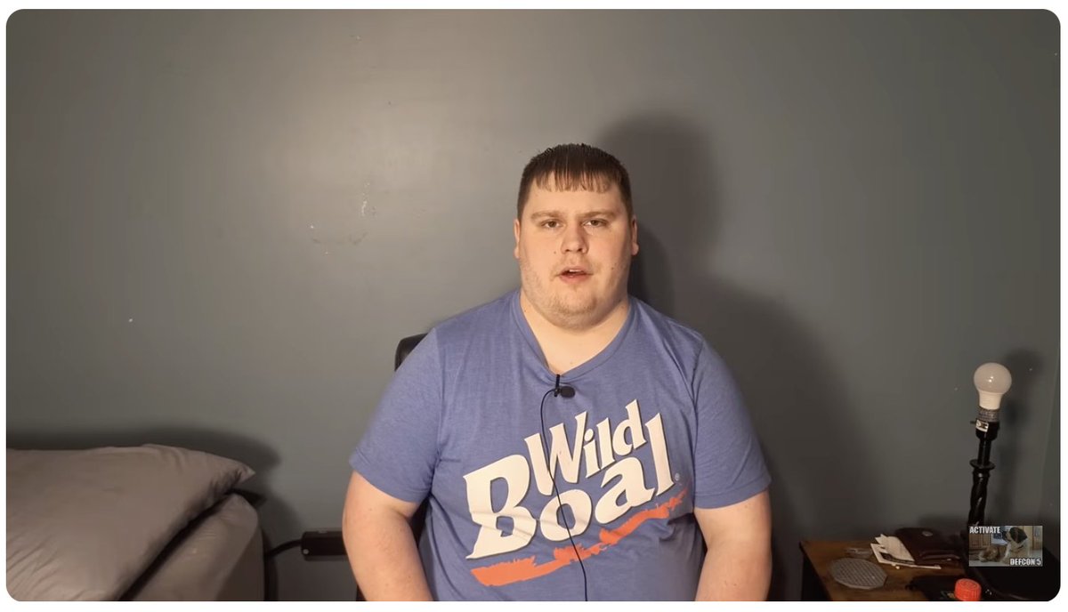 braidrot's tweet photo. if u look like this dm me https://t.co/qlRnWfFVxk