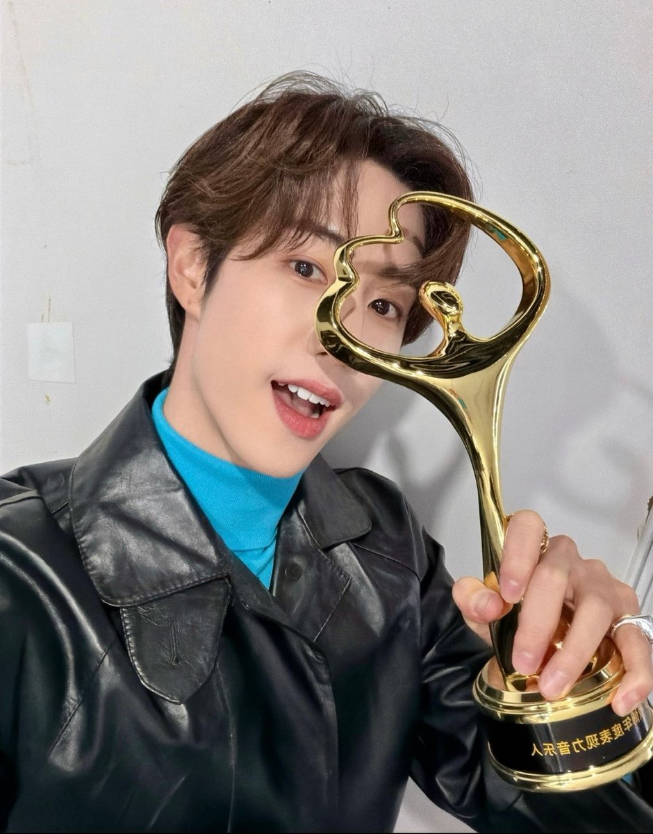 คนเก่งงงงงง👏🏻 #MarkTuan