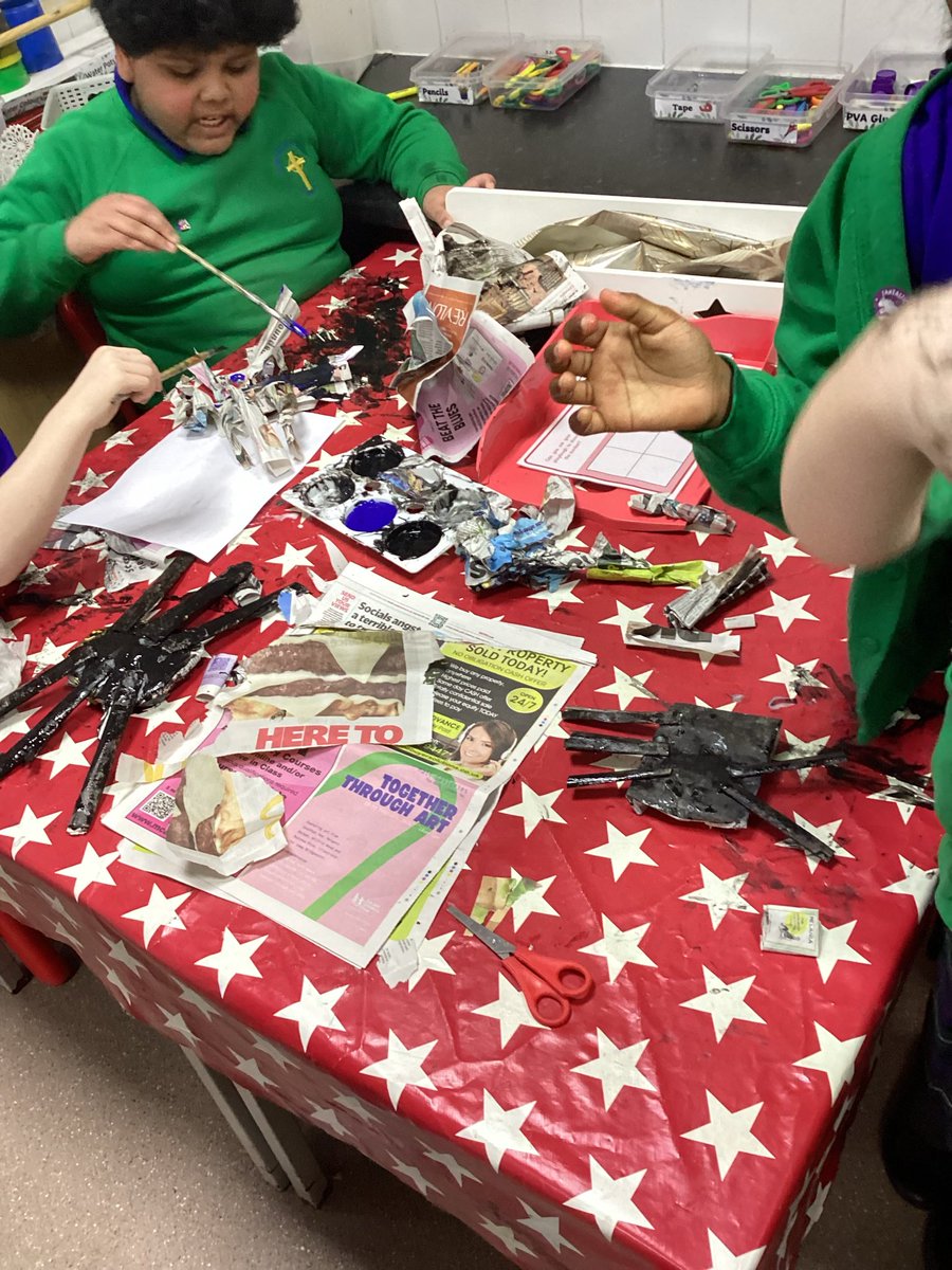 Miss Taylor tweet media