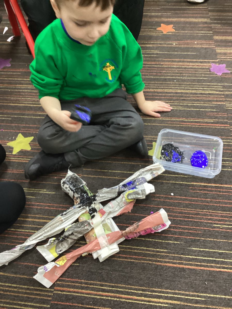 Miss Taylor tweet media