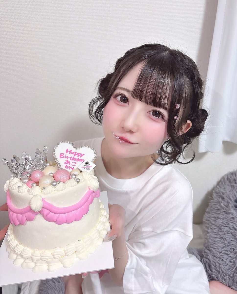 ぴな 🎀 tweet media