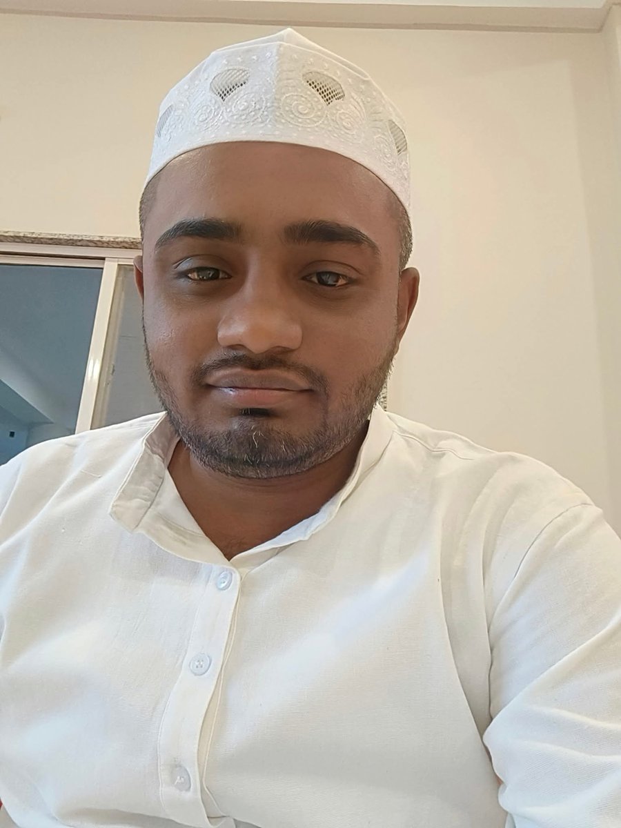 shanurehman9770's tweet photo. सविनय सूचित किया जाता है कि मैं 10 दिनों से तबियत ठीक न होने के कारण कुछ समय के लिए राजनीति से विराम ले रहा हूँ।
इस दौरान संपर्क के लिए कृपया कार्यालय से संपर्क करें।
आपके सहयोग के लिए आभारी हूँ। जल्द स्वस्थ होकर जिम्मेदारियाँ फिर निभाऊँगा।
@office_shanu https://t.co/aJ1Ognl2Xx