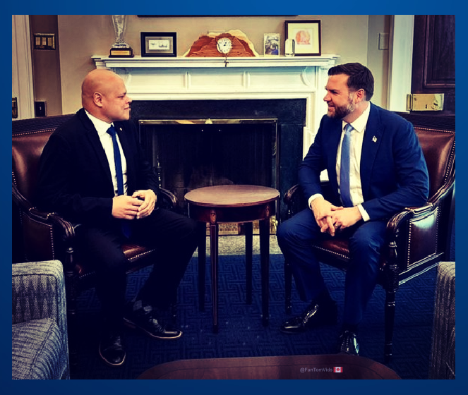 funtomvids's tweet photo. 🟥 The first photos are starting to emerge from the treason summit... https://t.co/EuOo9Vsyfg