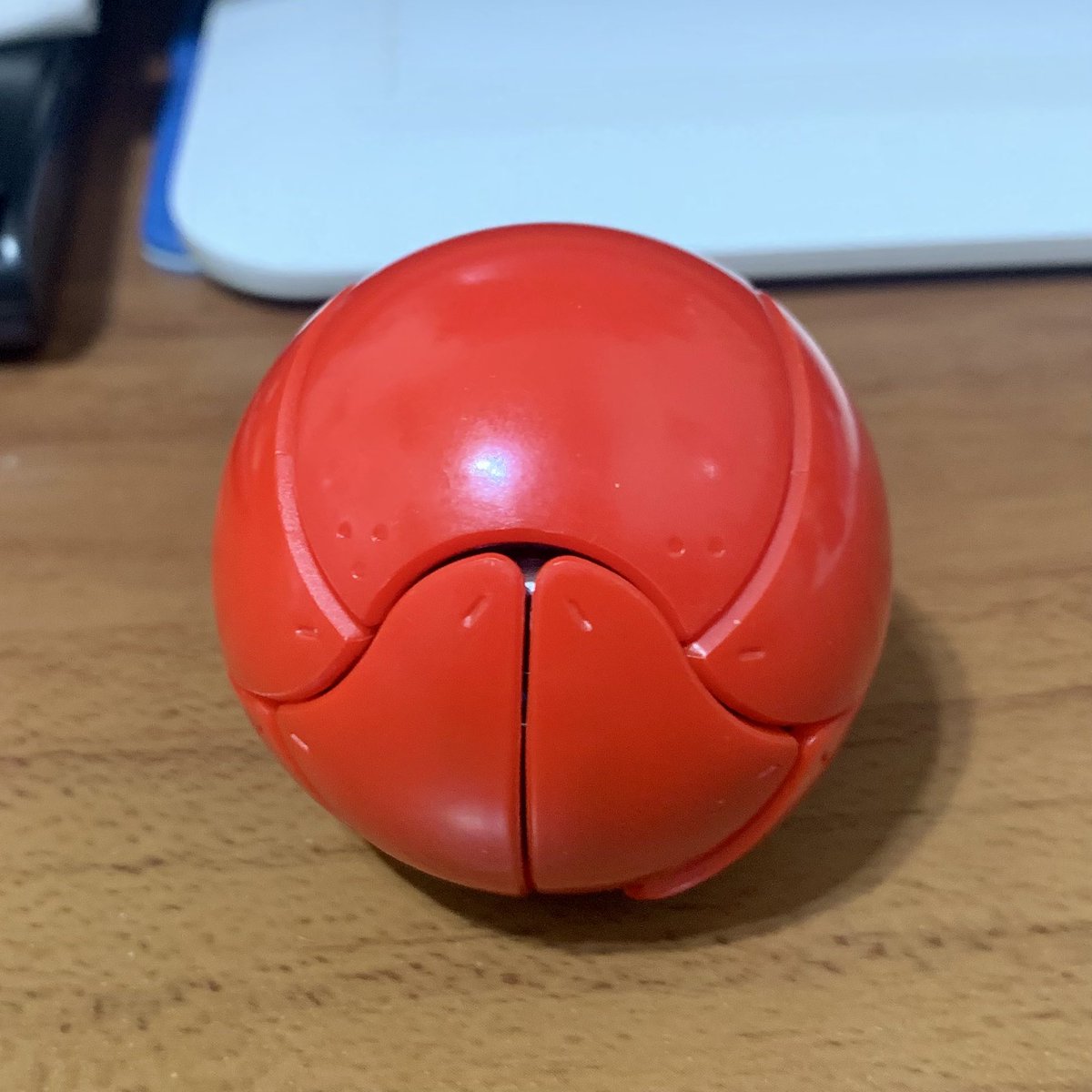 CSukusyo's tweet photo. 前から気になってたカニタマ手に入れたぞ！！
めっちゃかわいい！！！ https://t.co/lm4Y3u7xK0