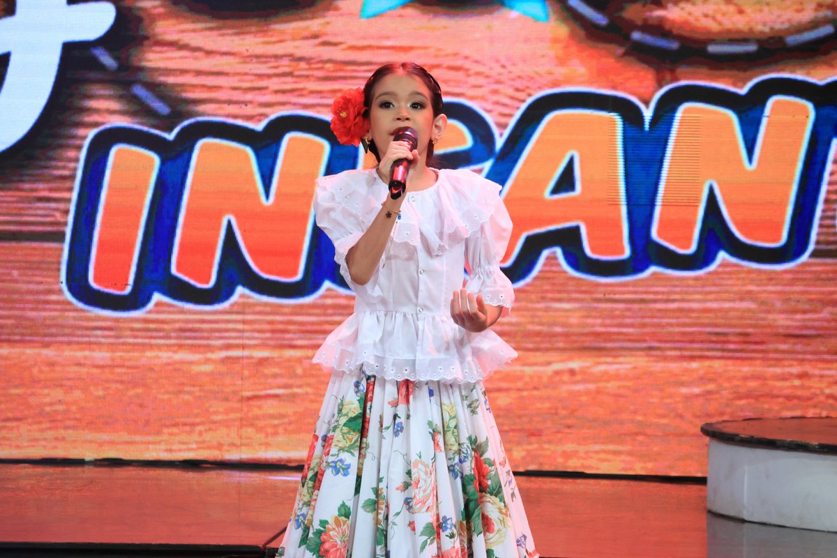 tererejerepy's tweet image. ¡Impresionante nuestra estrella de 7 añitos Hannah Quintana! 😍

#tererejerepy por #telefuturopy