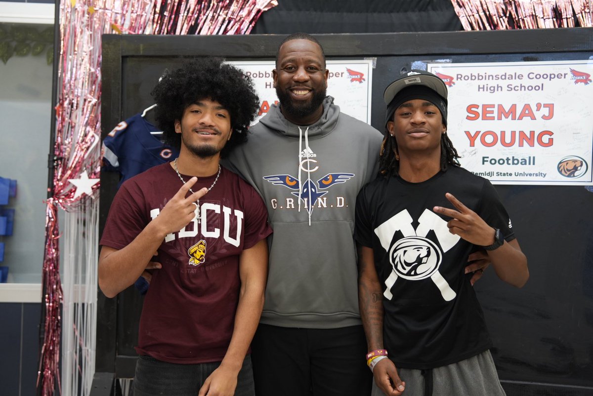 cooperhawksFB's tweet photo. Congrats to @AmariDavison and @SemajYoung15 for continuing their academic and athletic career at the next level. #HawkPride https://t.co/g7xoKYwwMk