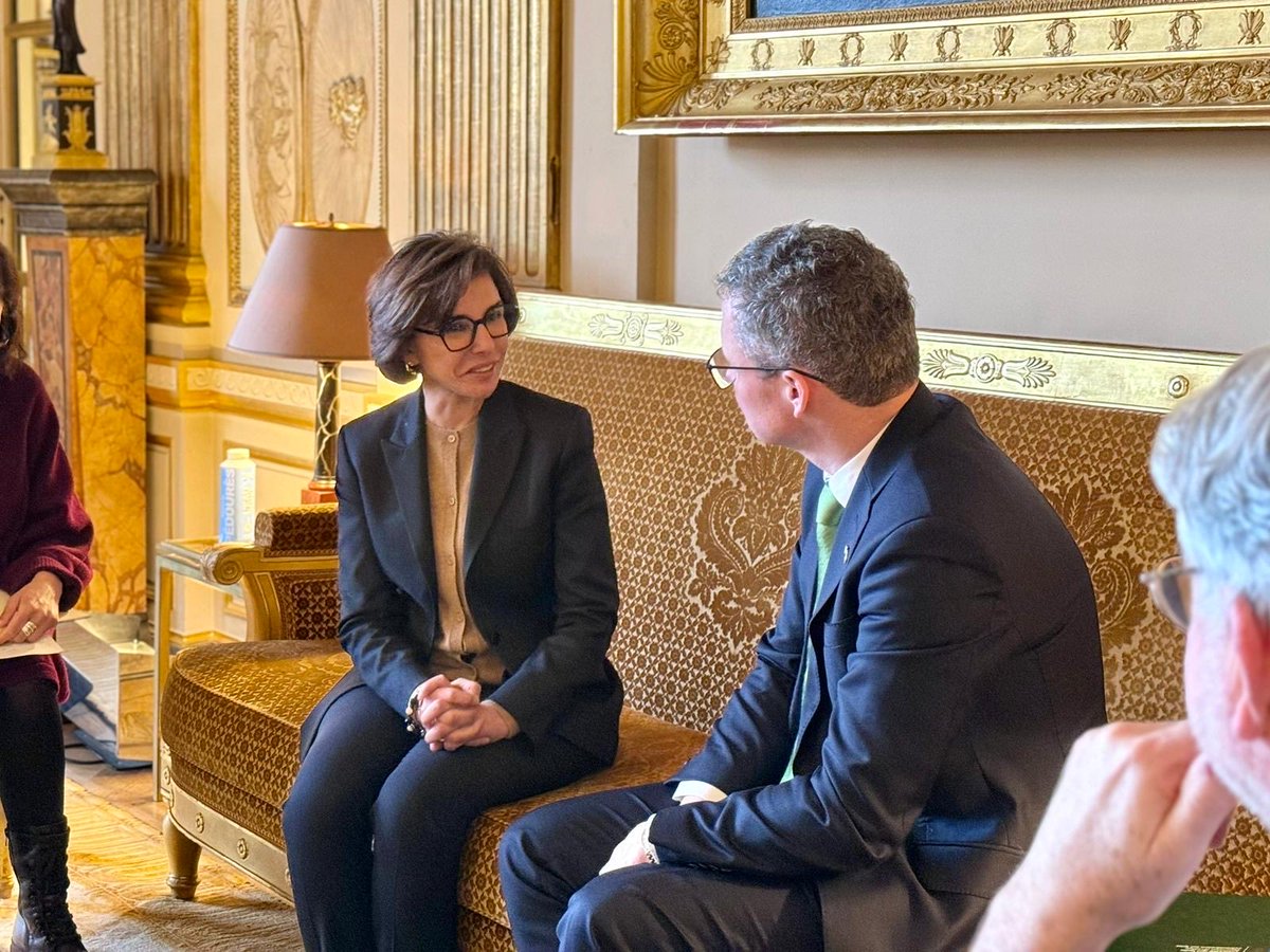 🇫🇷🇮🇪 Rencontre avec Patrick O’Donovan, ministre de la Culture de la République d'Irlande. Échanges sur nos enjeux de souveraineté et de régulation pour la défense de la diversité culturelle 🇪🇺. La culture est au coeur du nouveau cadre stratégique conjoint entre nos deux pays.