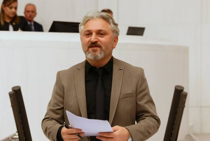 🔴Ezilenlerin Sosyalist Partisi Eş Genel Başkanı Murat Çepni ve 40 partili tutuklandı!