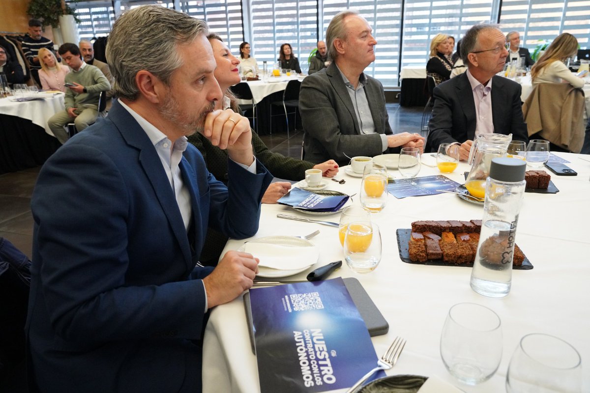 Alberto Fabra tweet media