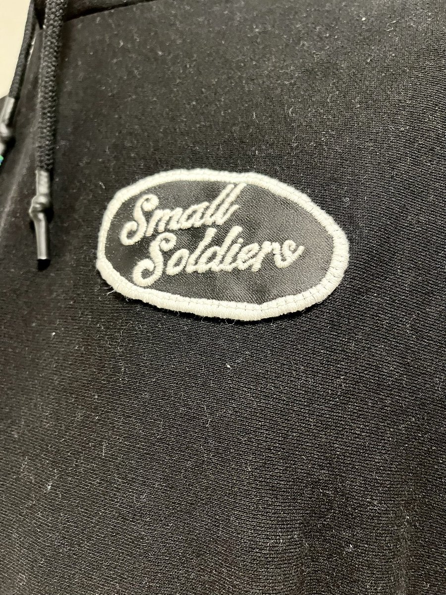 waaataruuun's tweet photo. small soldierパーカー作った☺️☺️☺️
2〜3ヶ月ずっと作ってた👏👏👏
埃すごいので洗濯します
ようやく塊魂ができる https://t.co/wAlDse7WB8