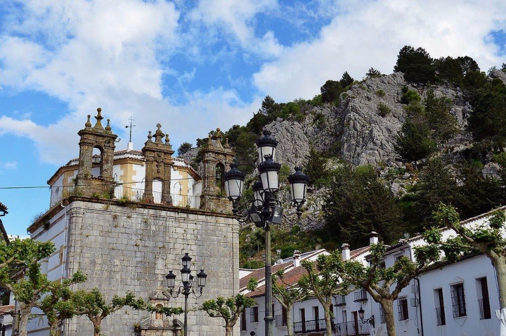 Mucha fuerza y ánimo para los afectados de la borrasca Leonardo, especialmente en la Provincia de Cádiz, a Grazalema y otros pueblos de la Sierra. Cuando era niño fueron casi mi segunda casa y mis oraciones van hacia ellos y para que todo esto pase pronto #fuerza