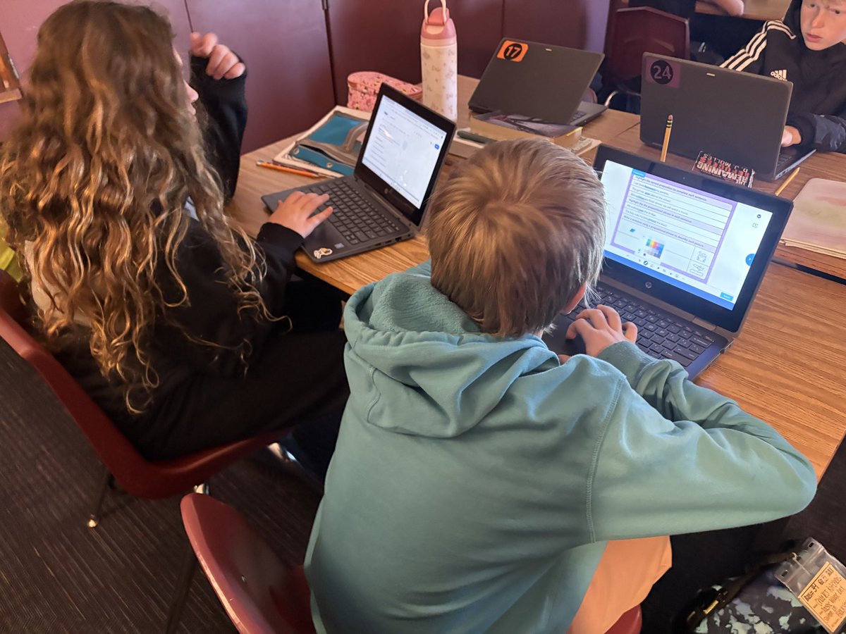 sistasusan's tweet photo. Owning their learning: @BayEaglesSoar 5th graders are focused on their goals, intentionally working toward them, and tracking their progress to reach them. They are holding themselves and each other accountable for progress the @leaderinme way. ⭐️ https://t.co/EGuivAPWvB