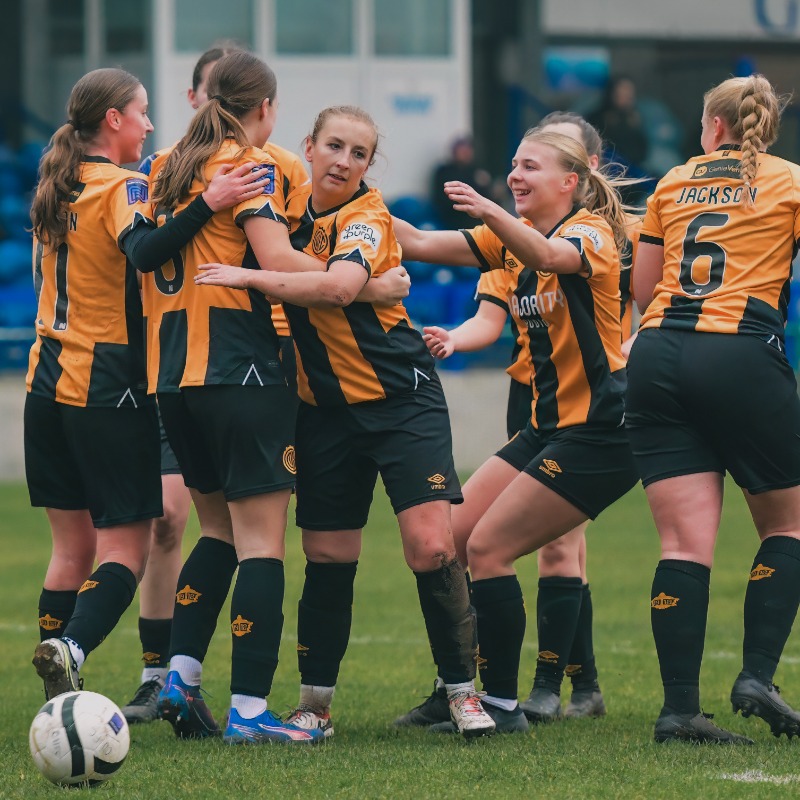 CambridgeUtdFC's tweet photo. Sponsor a player! 🙌

Cambridge United Women's players can be sponsored for just £250+ VAT.

#CamUTD | @CambridgeUtdWFC