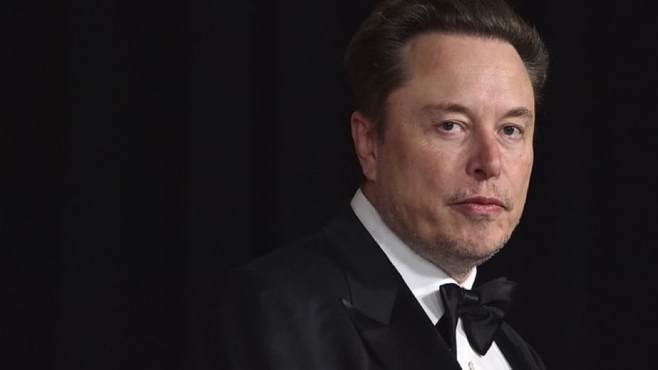 princess_kim_k's tweet photo. Elon is the world’s enemy. https://t.co/VGxd5ULlfL
