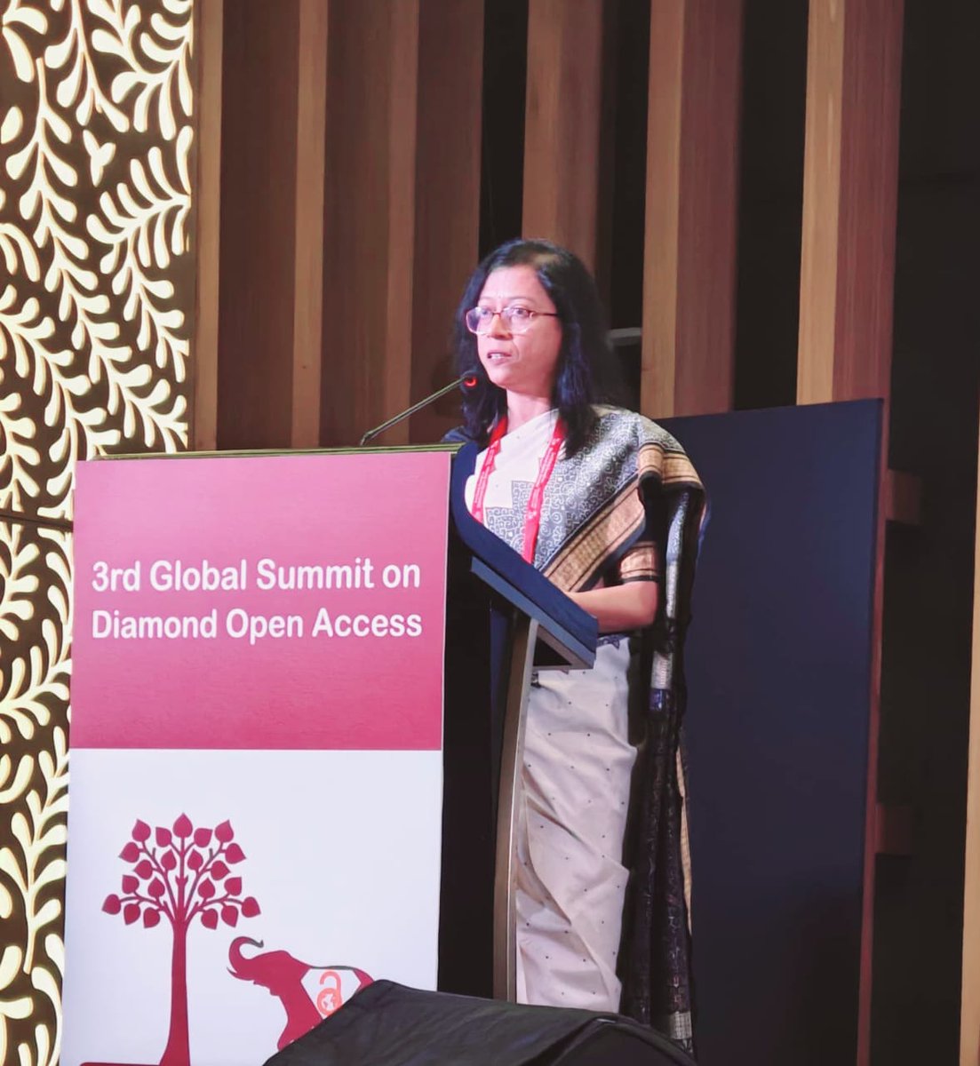 CSIR_NIScPR's tweet photo. Today, CSIR-NIScPR participated in 3rd Global Summit on Diamond Open Access at Bengaluru.
A few glimpses from the event.
@DrJitendraSingh | @CSIR_IND | @GVRayasam | @PIB_India | @DDNewslive | @UrduDoordarshan |
@airnewsalerts | @AkashvaniAIR | @CsirJigyasa |
@CSIR_HRDG
#GlobalSummit #DiamondOpenAccess