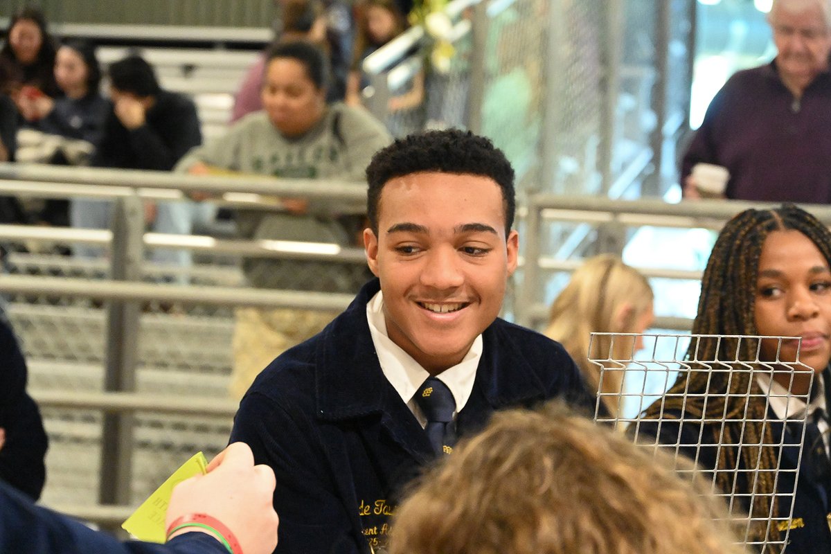 TheMs_B's tweet photo. The 2026 @CyFairISD Livestock Show is off to a great start! Congratulations to all Rabbit placements and winners! Breeding Rabbit Results are as follows: 
🥇Grand Champion: London Carlis, @CySpringsHS 
🥈 Grand Reserve: Mia Mosqueda, @BridgelandCFISD #ChooseCFISD #CFISDLSA2026 https://t.co/aYauRmysSp