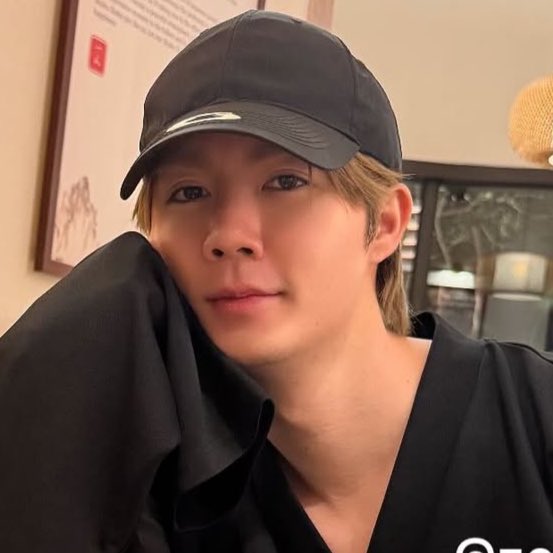 urmyshelterr's tweet image. i love him so much😭😭😭😭😭