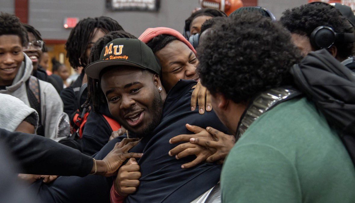 Macin James tweet media