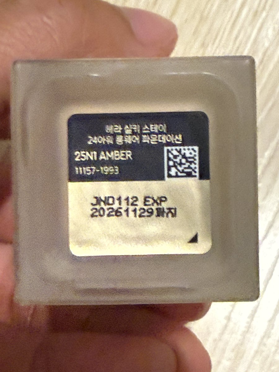 Alexantee tweet media